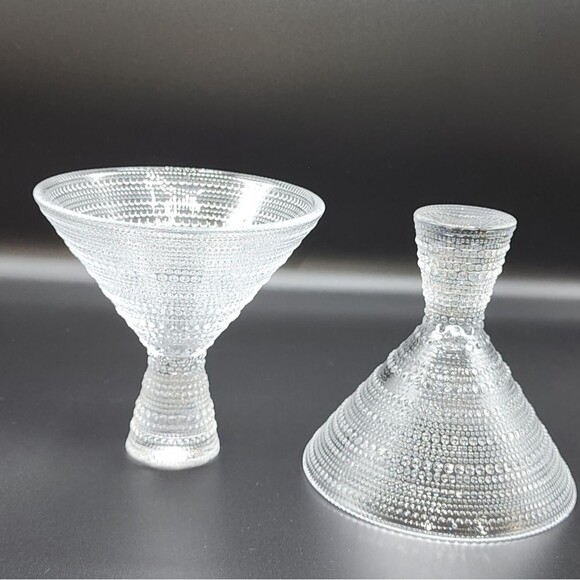 Fortessa Jupiter Beaded Martini Glass Set of Two‎ Embossed texture 11.5oz - Picture 3 of 8